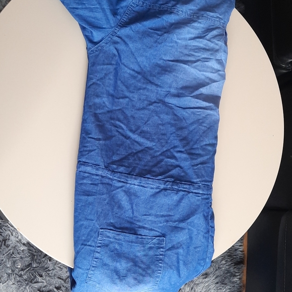 Jumpsuit - Picture 3 of 4